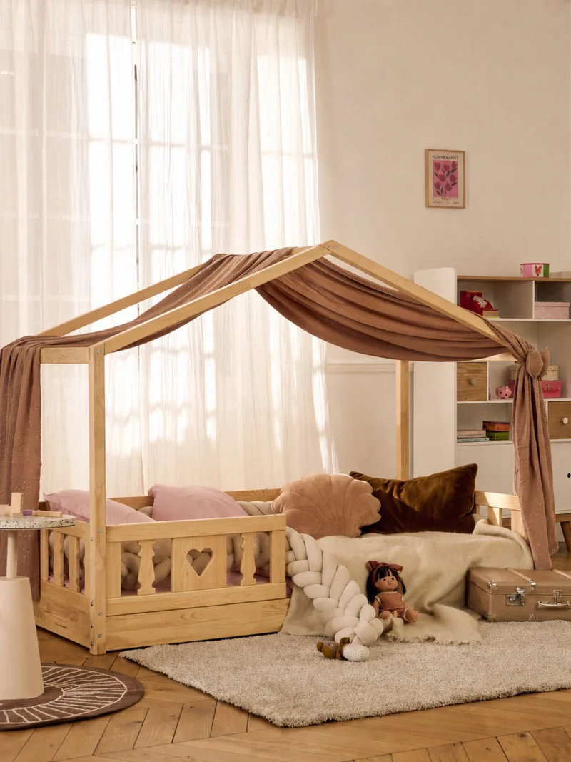 Lit cabane Montessori Paris