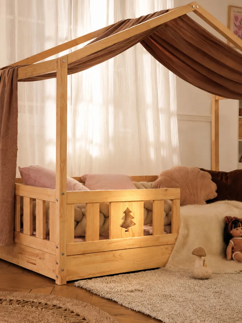 Lit cabane Montessori Paris
