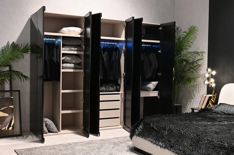 DARK - Armoire