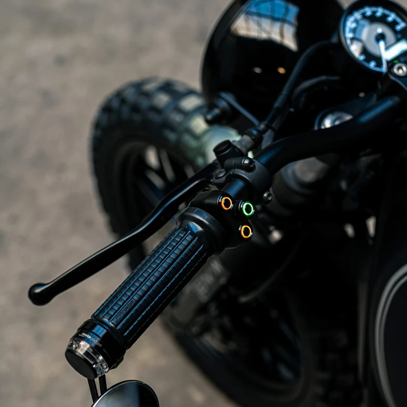 Commodo 3 boutons LED | Rebelmoto