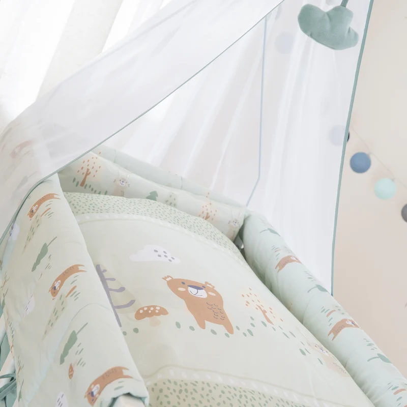 Stubenbett 4 in 1 'Woodland Buddies' inkl. textiler Ausstattung - Weiß / Pastellgrün