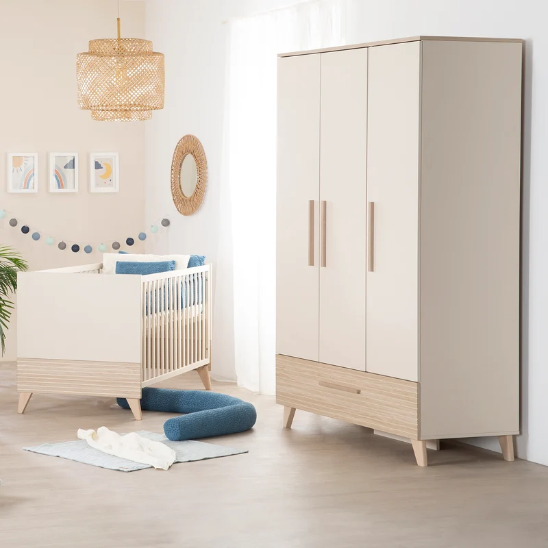 Kinderkleiderschrank 'Sidney' 3-türig - Füße und Griffe aus Massivholz - Cashmere / Dekor Eiche