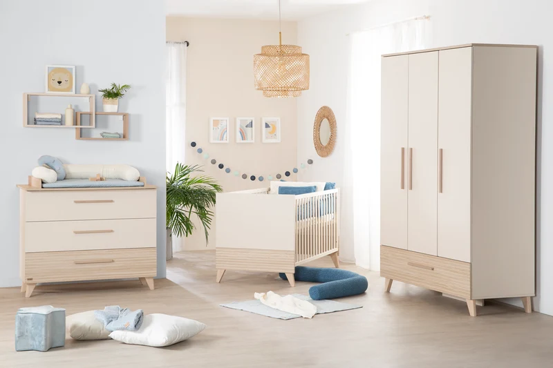 Kinderkleiderschrank 'Sidney' 3-türig - Füße und Griffe aus Massivholz - Cashmere / Dekor Eiche
