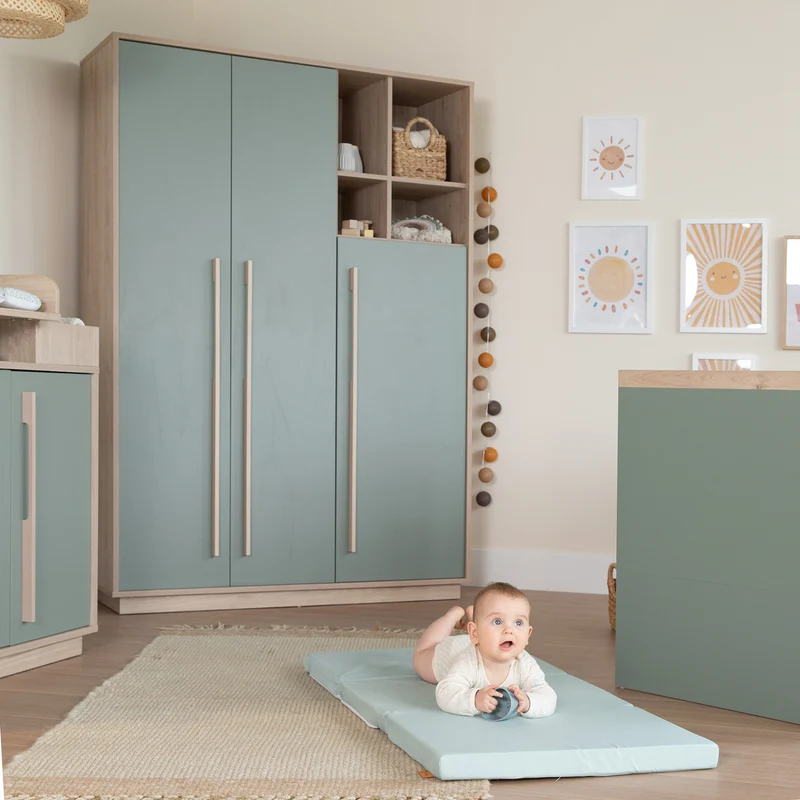 Kleiderschrank 'Selva' 3-türig mit offenem Fach - Soft-Close - Reed Green / Virginia Chestnut