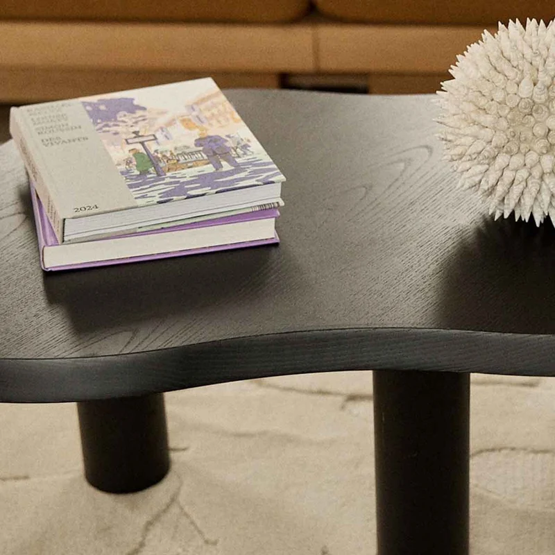 TABLE BASSE JEANNE