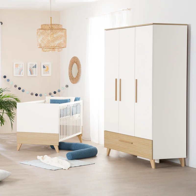 Kleiderschrank 'Theo' 3-türig - Hochwertige Fräsungen - Weiß / Eiche