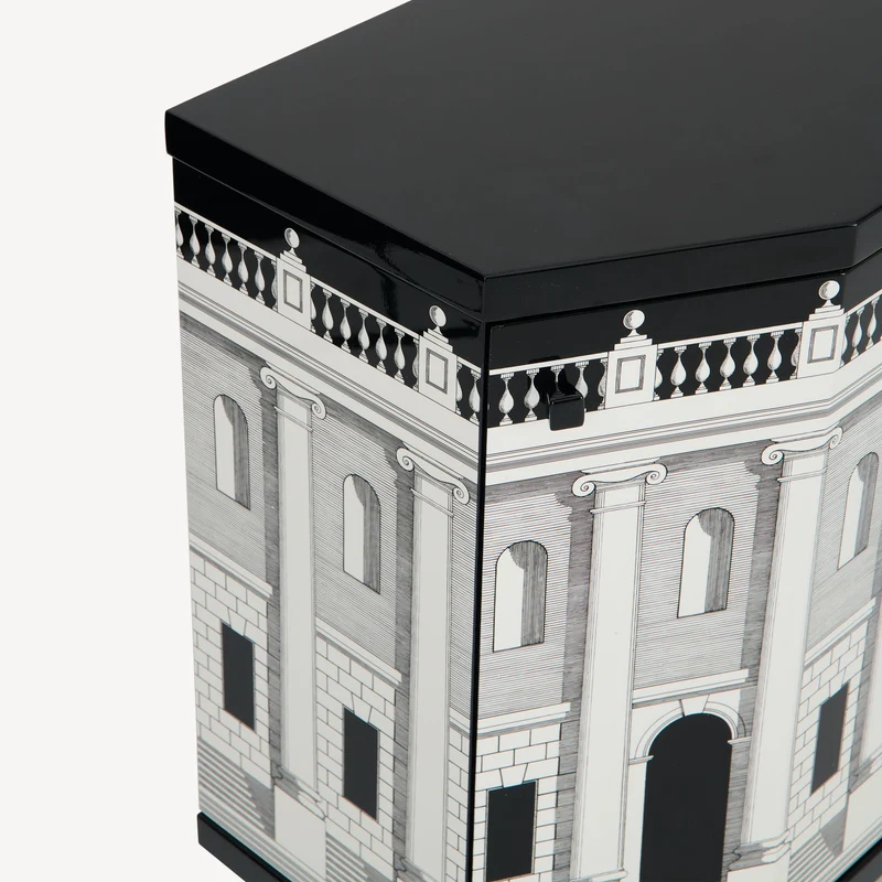 Polyhedric bedside table Casa con Colonne
