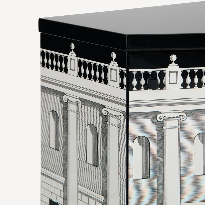 Polyhedric bedside table Casa con Colonne