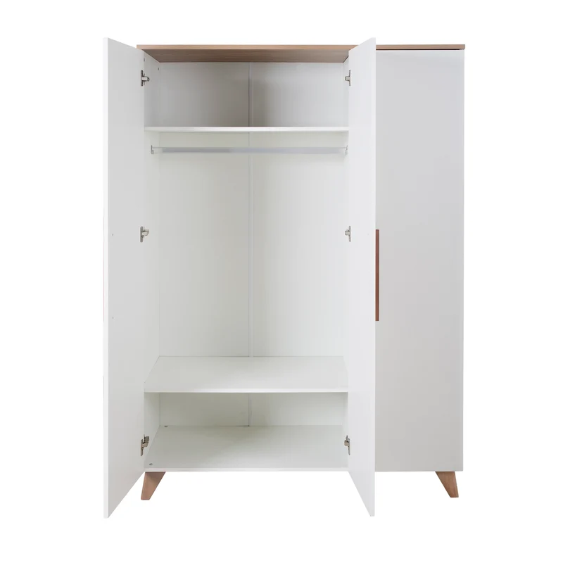 Kleiderschrank 'Ole' 3-türig mit Holzgriffe & -füßen - Weiß / Eichen-Dekor