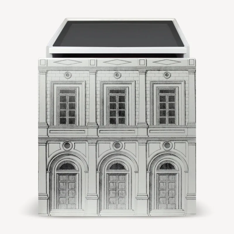 Cube with drawer Architettura
