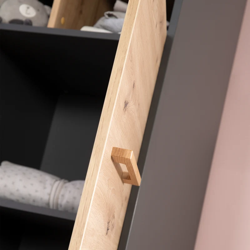 Kleiderschrank 'Lenn' 3-türig - Anthrazit - Holzdekor 'Artisan Eiche' - Massivholzgriffe