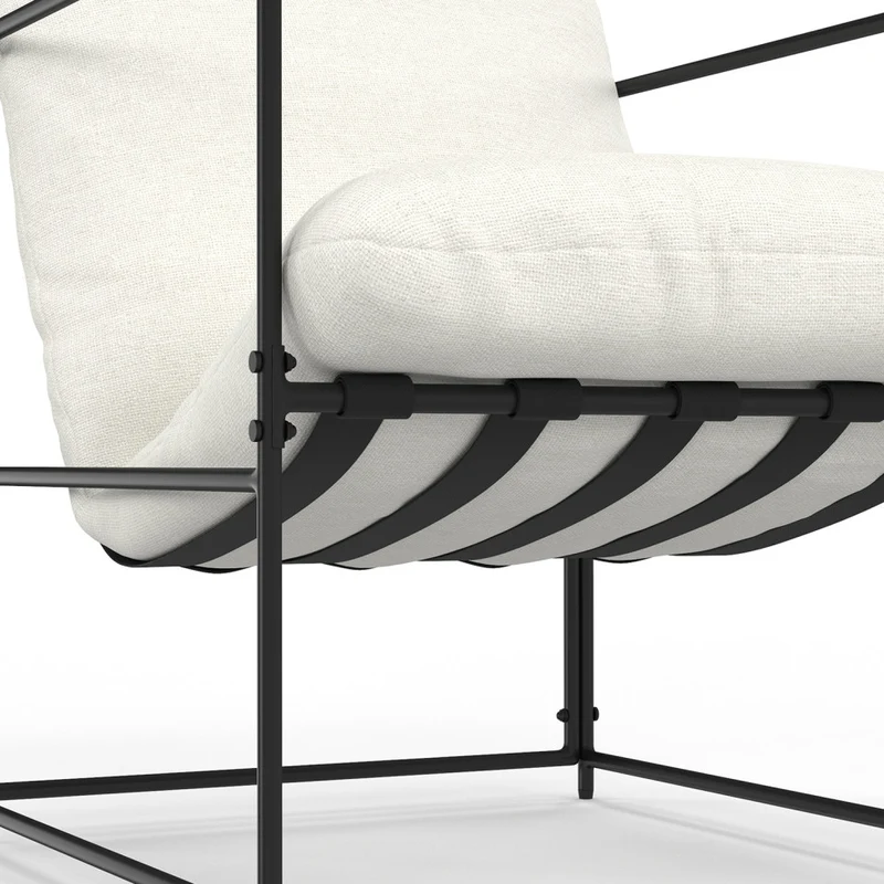 Fauteuil Penelope en tissu blanc et pieds métal noirs