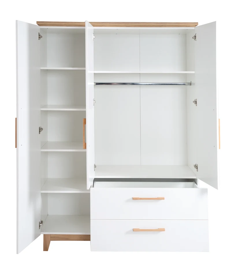 Kleiderschrank 'Finn', 3 Türen, 2 Schubladen, weiß, mit Soft Close-Technik, Drehtürenschrank
