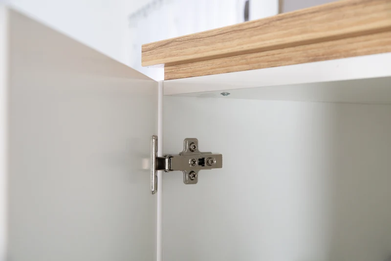 Kleiderschrank 'Finn', 3 Türen, 2 Schubladen, weiß, mit Soft Close-Technik, Drehtürenschrank