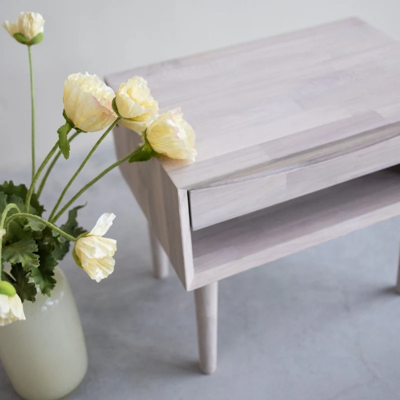 Table de chevet en bois massif de chêne Escandi 2 - NordicStory