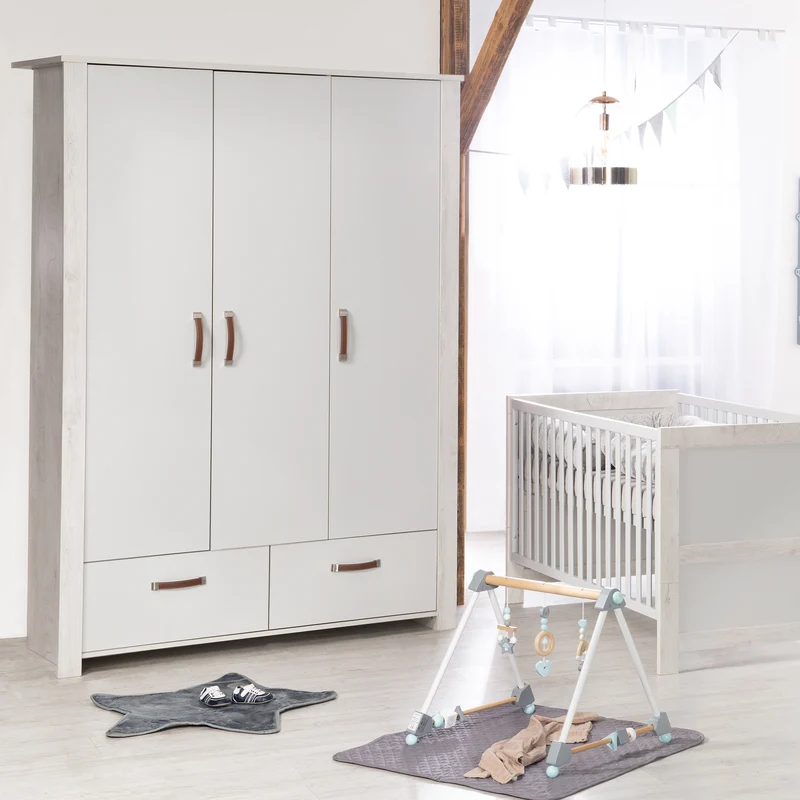 Kleiderschrank 'Mila', 3 Türen, 2 Schubladen, Soft Close-Technik, Drehtürenschrank, grau/weiß