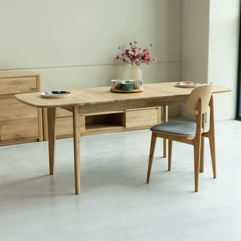 Table à manger extensible en bois massif de chêne Monty - NordicStory