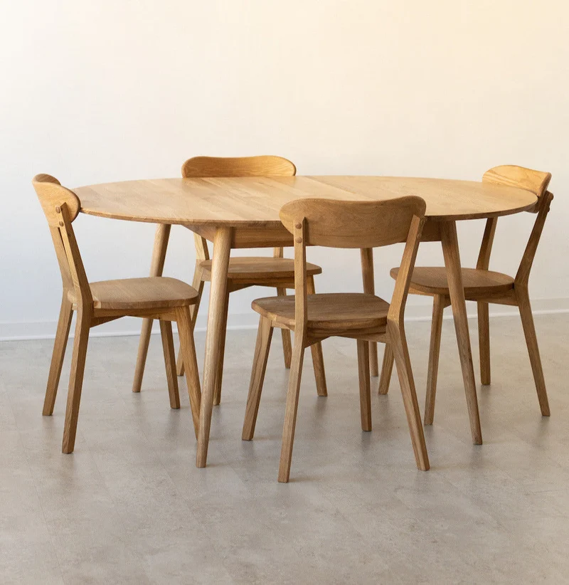 Chaise de salle à manger en bois massif de chêne Isku – Lot de 2 ou 4 chaises - NordicStory