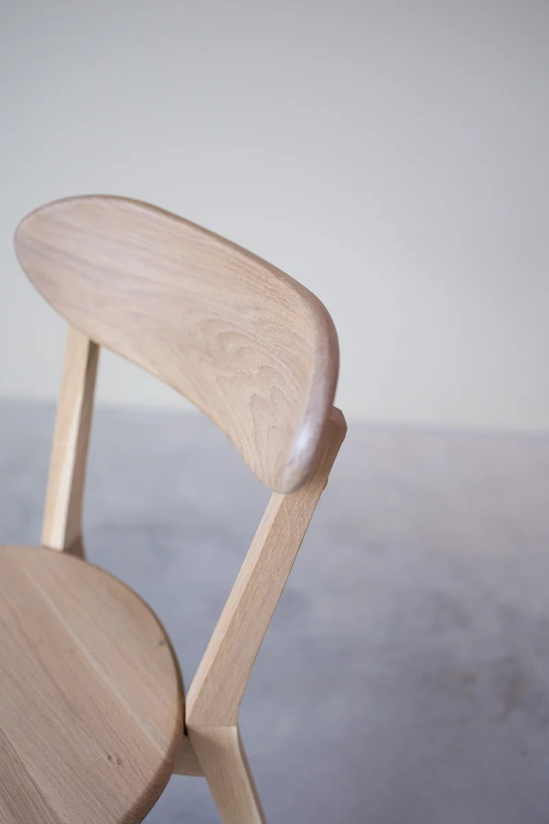 Chaise de salle à manger en bois massif de chêne Isku – Lot de 2 ou 4 chaises - NordicStory