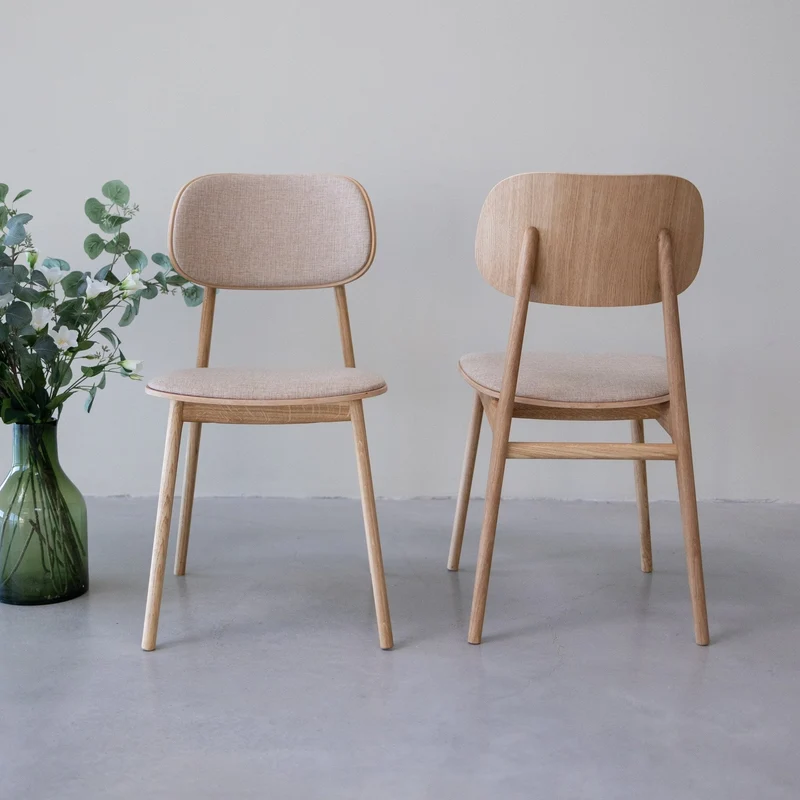 Chaise de salle à manger en bois massif de chêne Varde, revêtement en tissu Gris Nordique/Beige – Lot de 2 ou 4 chaises - NordicStory