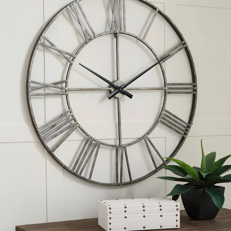 Horloge murale 36 x 36 po en métal argent antique - Paquita