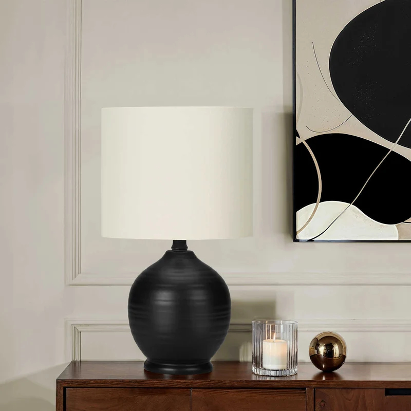 Lampe de table en céramique noire texturée 17 po - I 9739