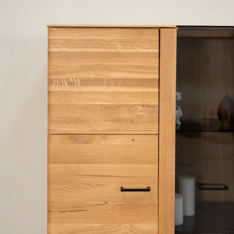 Buffet vitrine en bois massif de chêne Arvik - NordicStory