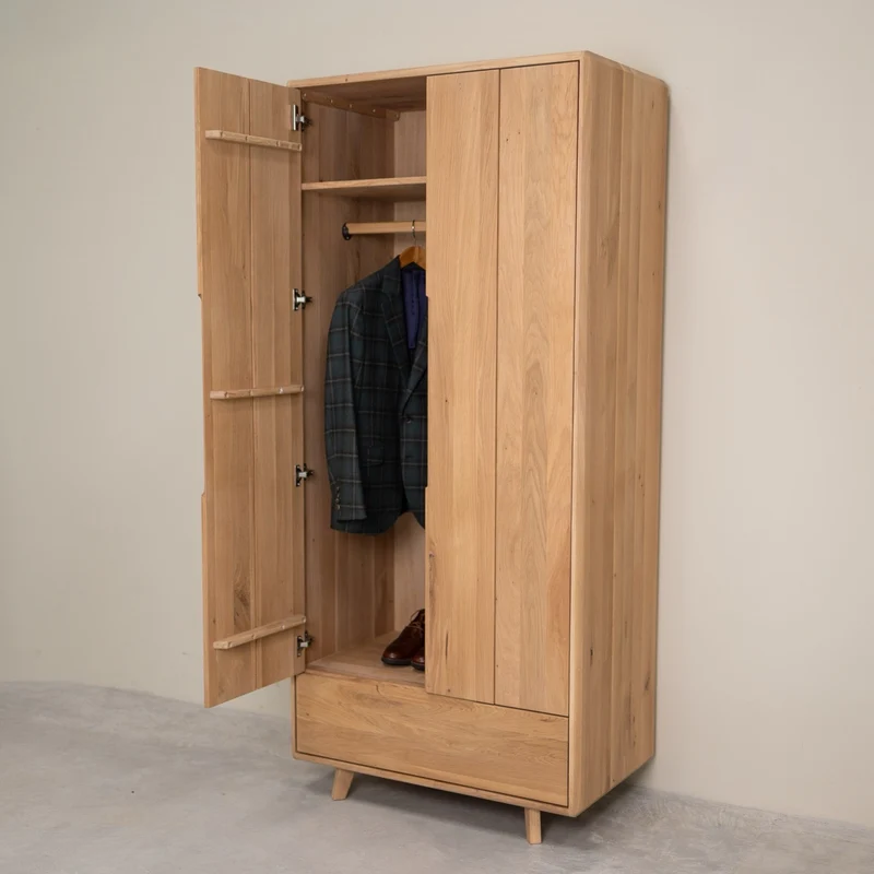 Armoire 2 portes en bois massif Suède - NordicStory