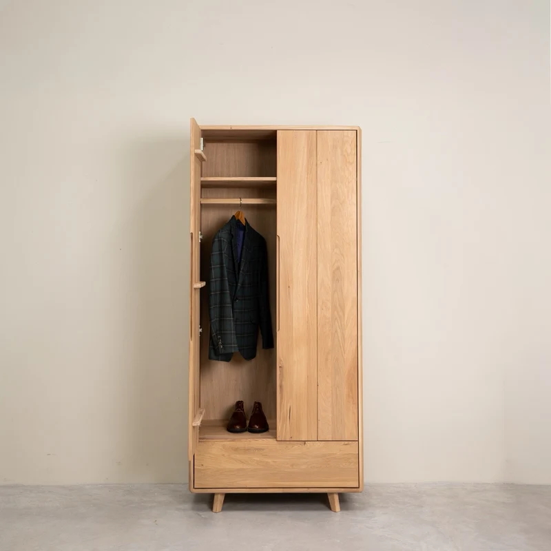 Armoire 2 portes en bois massif Suède - NordicStory