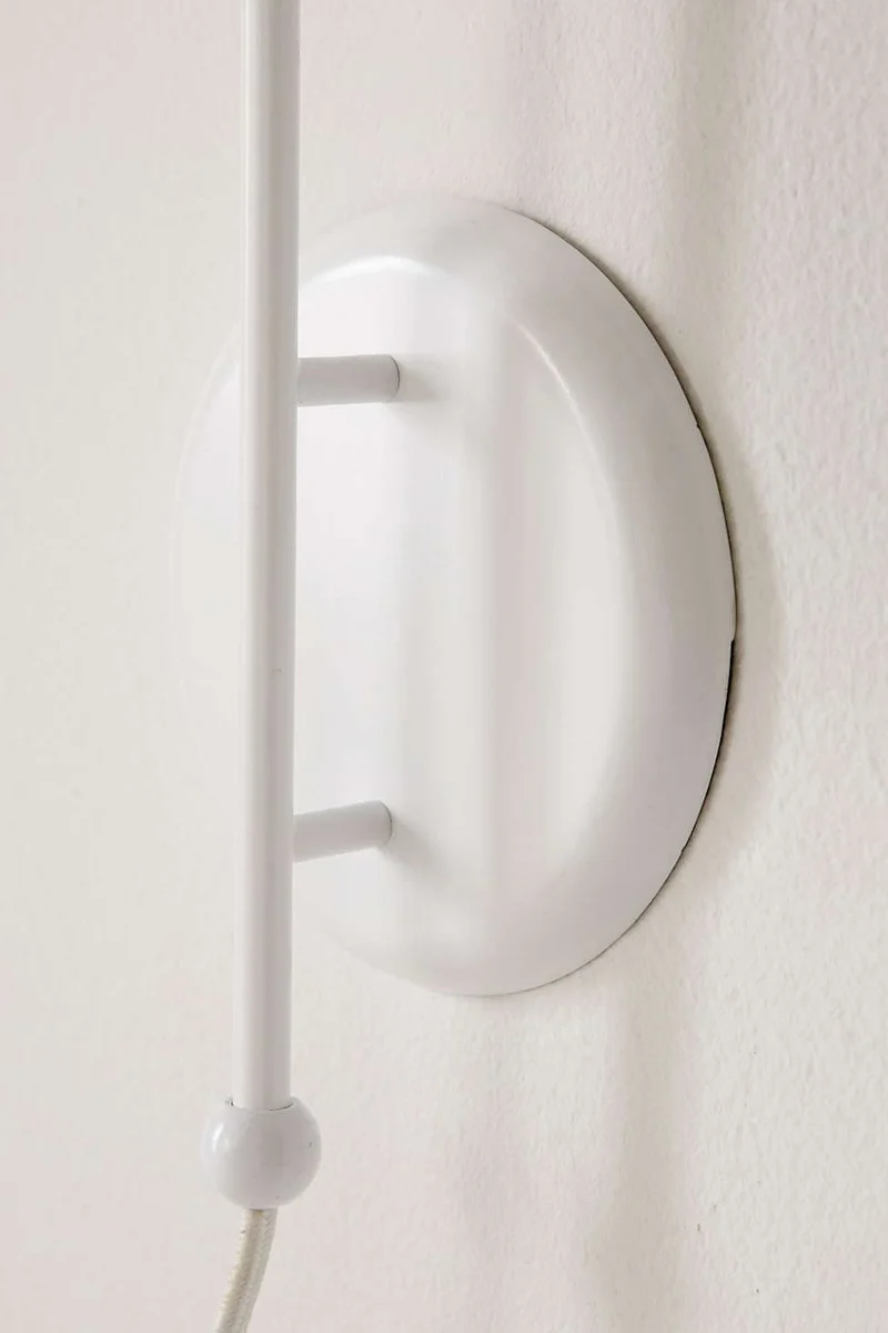 Inez Sconce