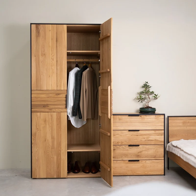 Armoire 2 portes en bois massif de chêne Runa - NordicStory