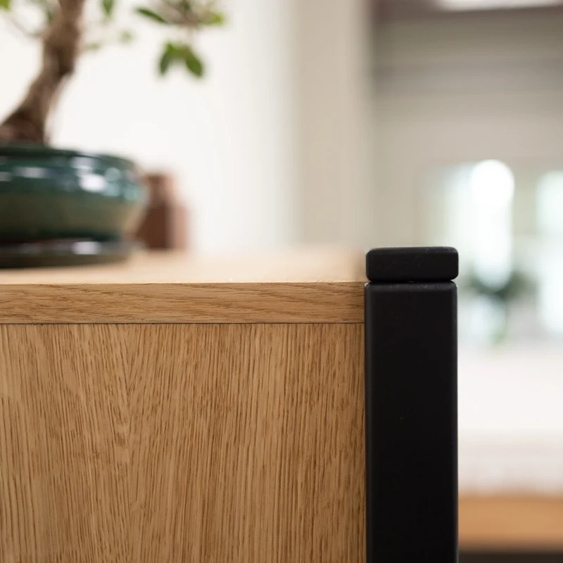 Commode en bois massif de chêne Runa – NordicStory