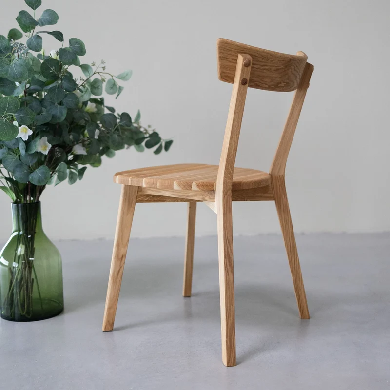 Chaise en bois massif de chêne Victoria - Lot de 2 ou 4 chaises. - NordicStory