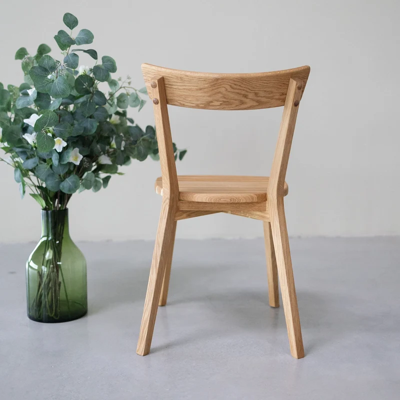 Chaise en bois massif de chêne Victoria - Lot de 2 ou 4 chaises. - NordicStory