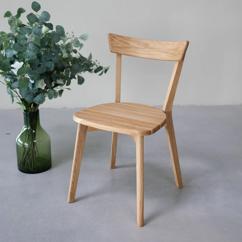 Chaise en bois massif de chêne Victoria - Lot de 2 ou 4 chaises. - NordicStory
