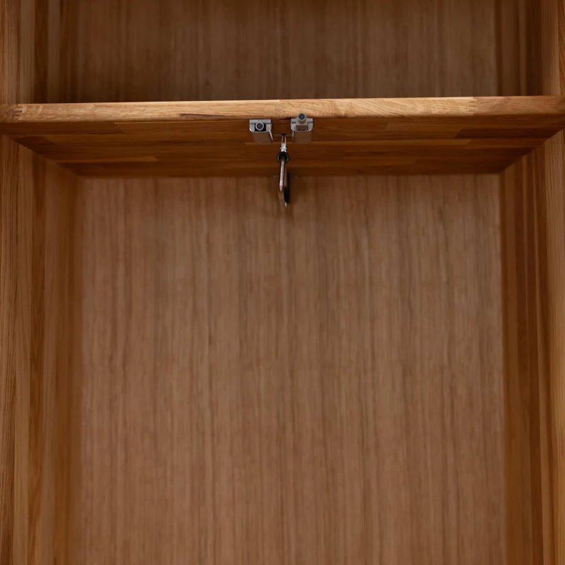 Armoire 2 portes en bois massif de chêne Genève - NordicStory