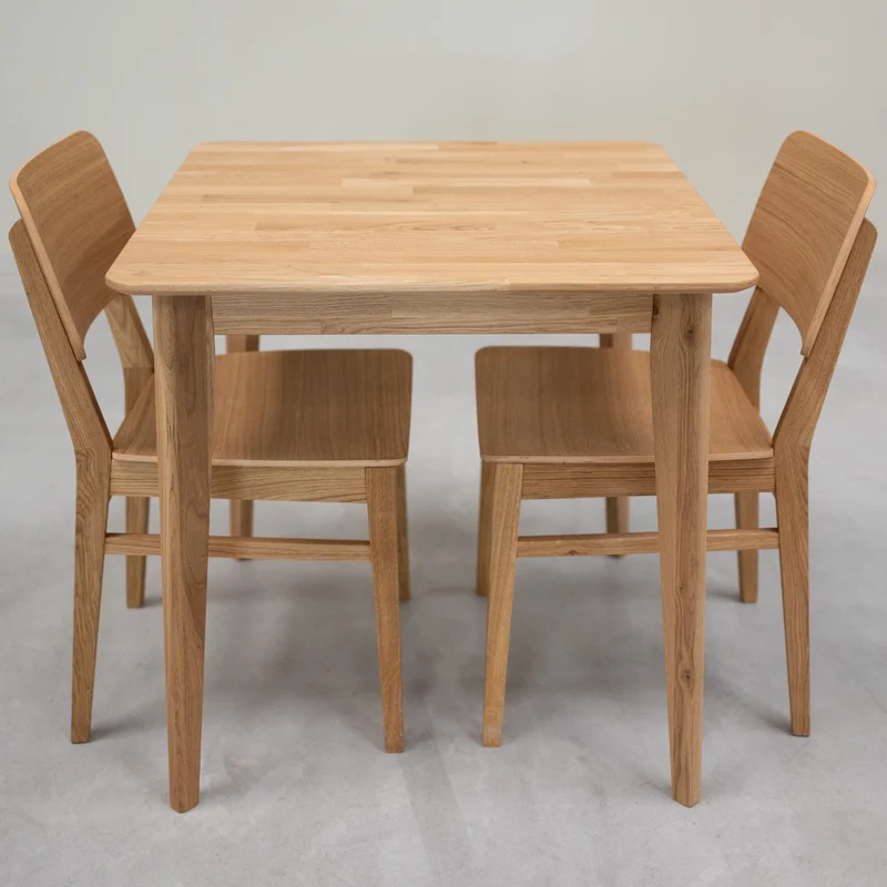 Table à manger carré en bois massif de chêne Gustaf - NordicStory