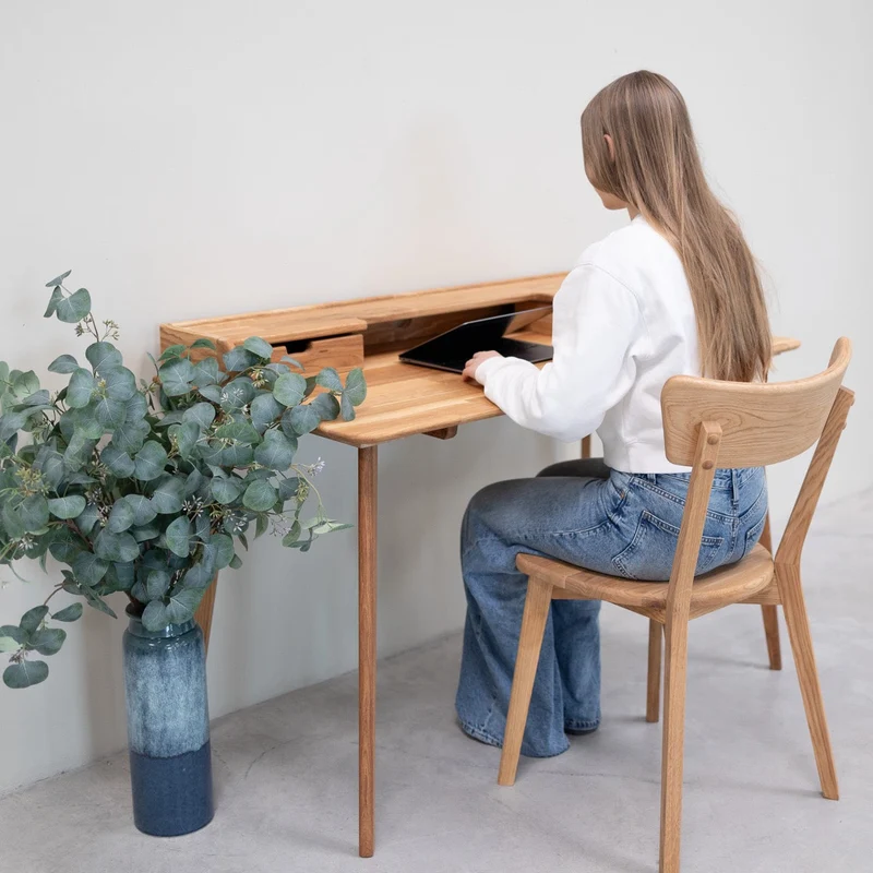 Bureau en bois massif de chêne Ana - NordicStory