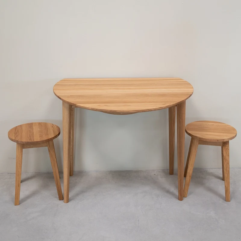 Table à manger ronde extensible en bois massif de chêne Luna - NordicStory