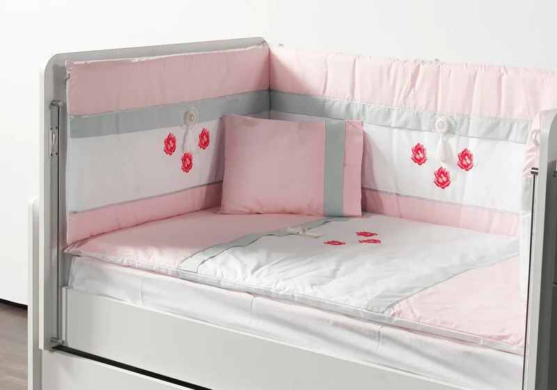 Ensemble chambre bébé rose LUNA