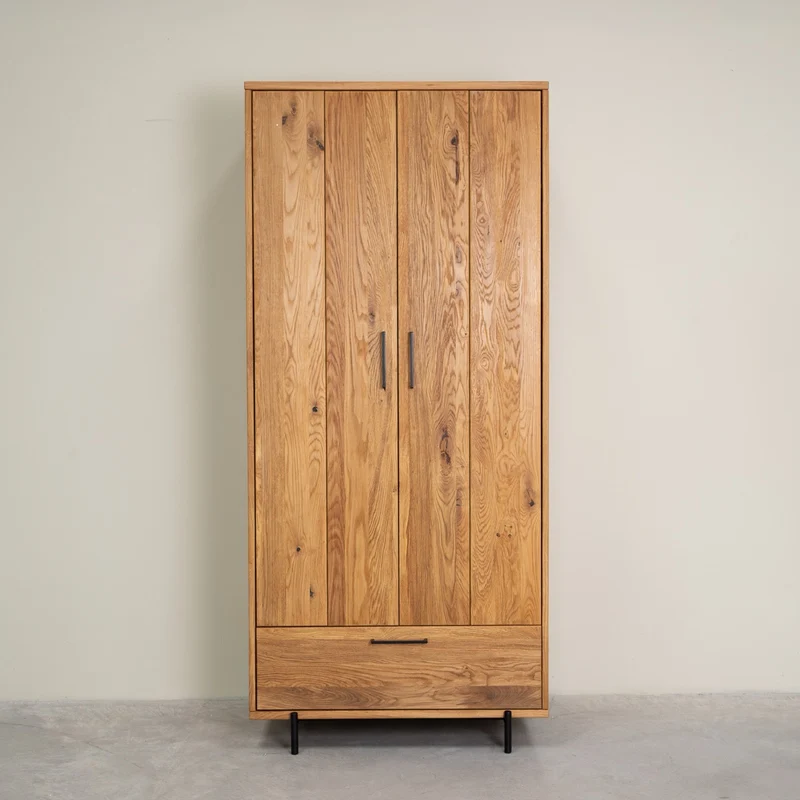 Armoire en bois massif Normandie - NordicStory