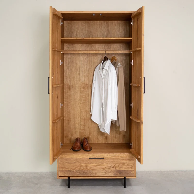 Armoire en bois massif Normandie - NordicStory