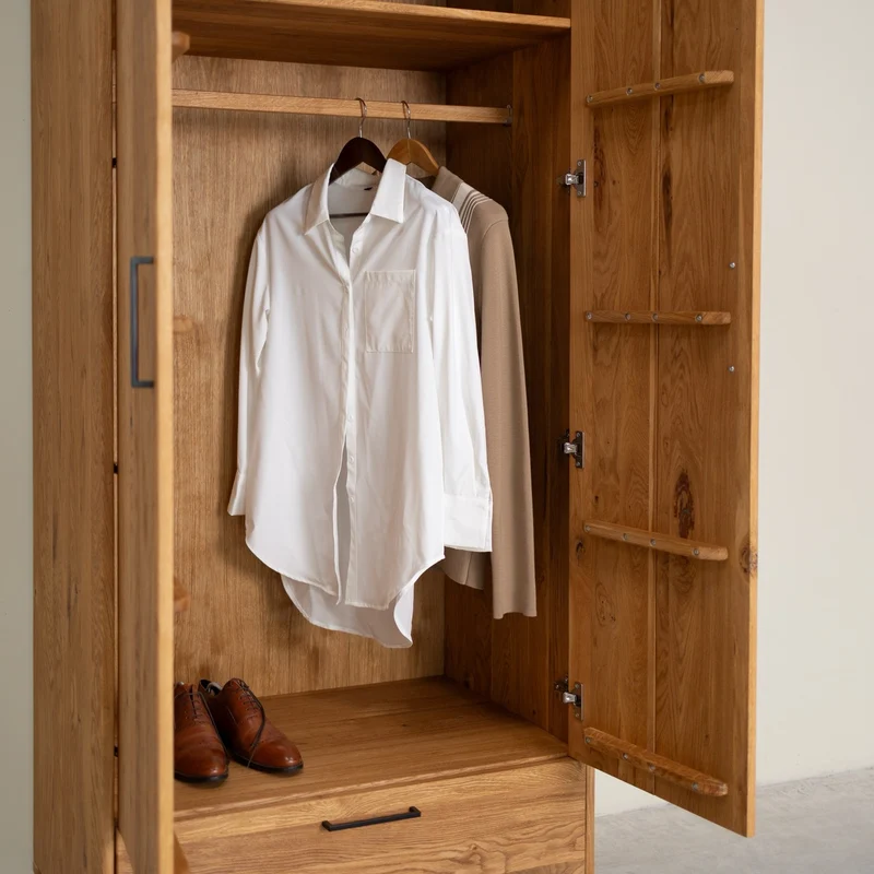 Armoire en bois massif Normandie - NordicStory