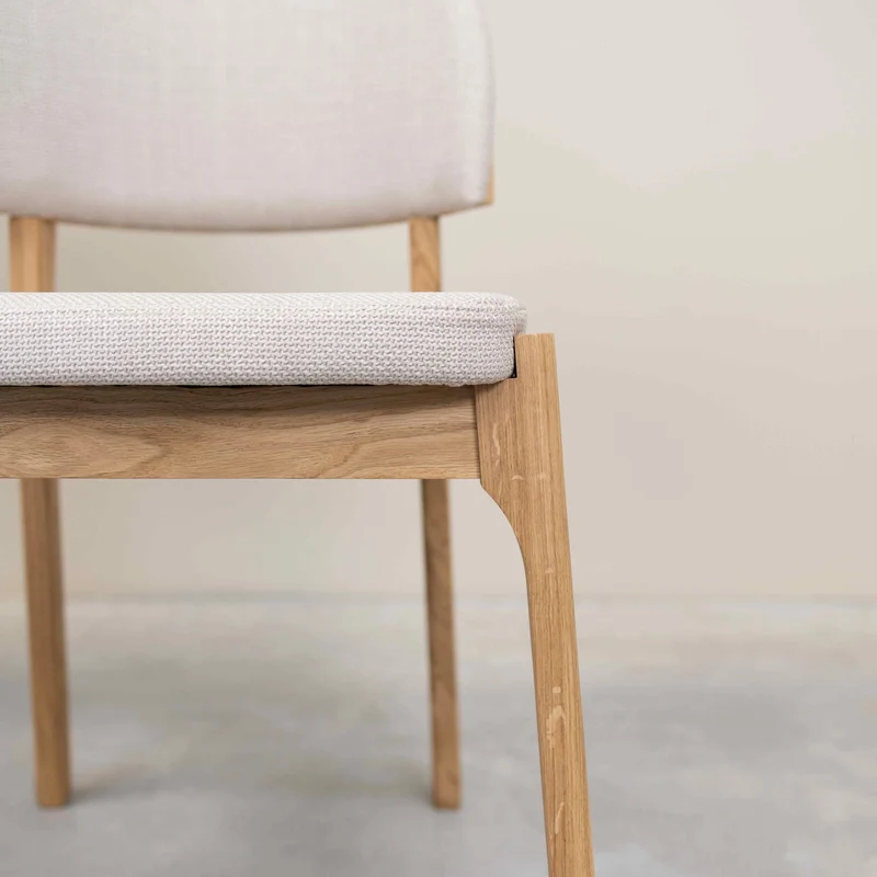 Chaise en bois massif de chêne Astrid, revêtement - Lot de 2 ou 4 chaises - NordicStory