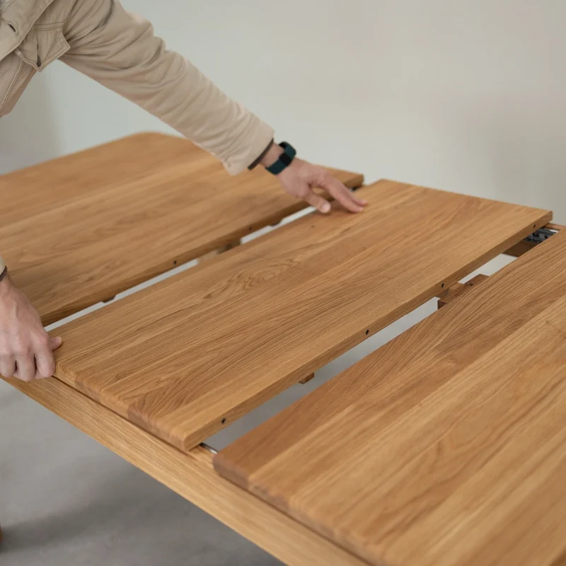 Table à manger rectangulaire extensible en bois massif de chêne Kodama - NordicStory