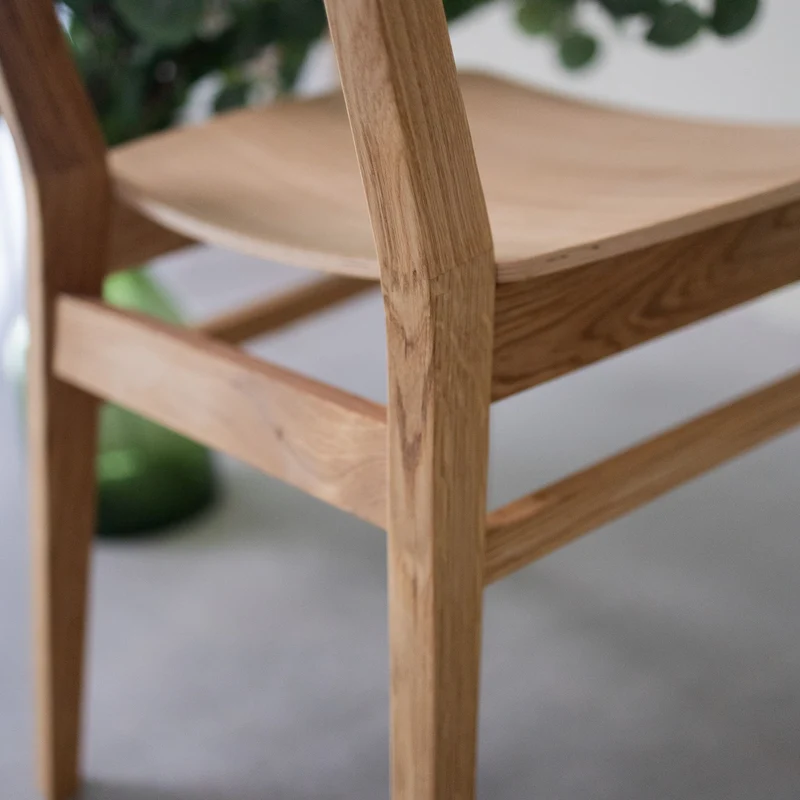 Chaise en bois massif de chêne Kodama - Lot de 2 ou 4 chaises - NordicStory