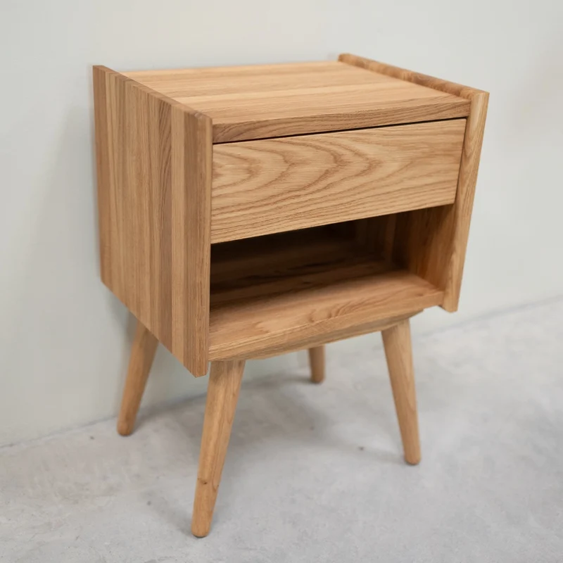 Table de chevet en bois massif de chêne Malmo - NordicStory