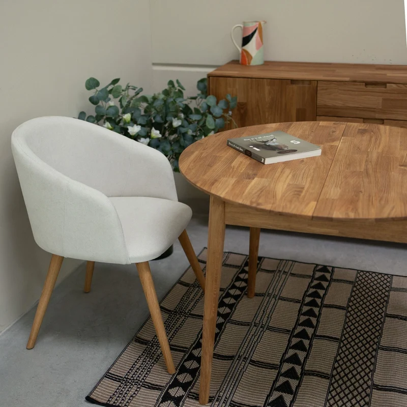 Chaise en bois massif de chêne Ana, revêtement - NordicStory