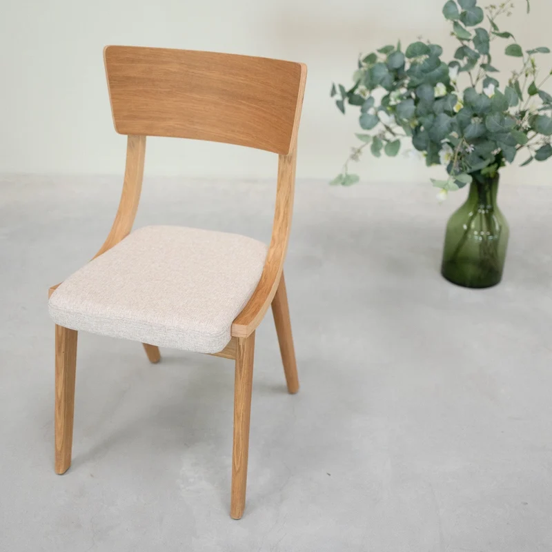 Chaise en bois massif de chêne Lucas, revêtement Gris/Beige - Lot de 2 ou 4 chaises - NordicStory