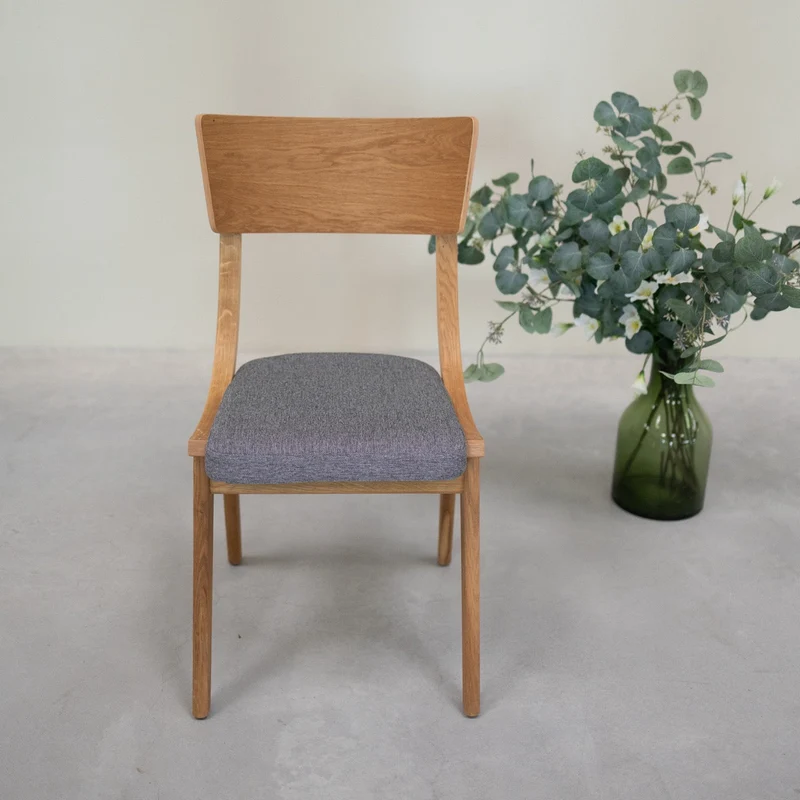 Chaise en bois massif de chêne Lucas, revêtement Gris/Beige - Lot de 2 ou 4 chaises - NordicStory